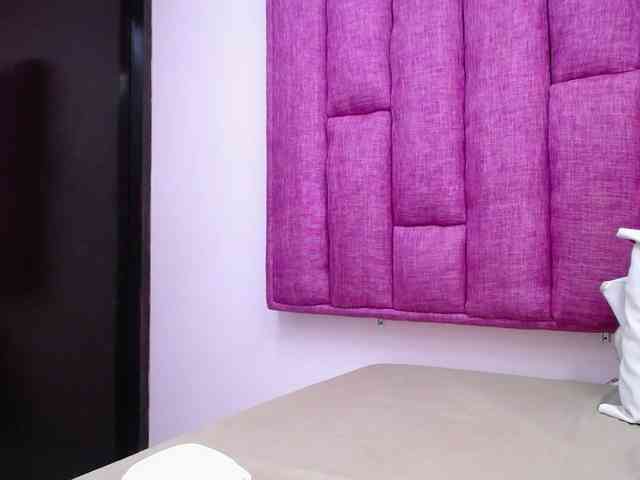 MilfPleasure1 webcam