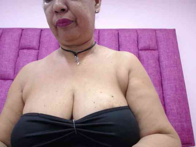 milfpleasure1 milfpleasure1