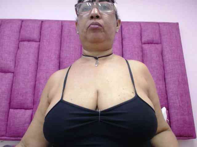 milfpleasure1 milfpleasure1