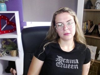 Soft-Zoey Porn Show