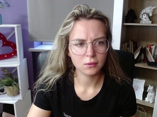 Soft-Zoey Porn Show