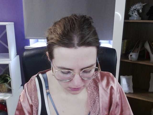 soft-zoey's BongaCams show and profile