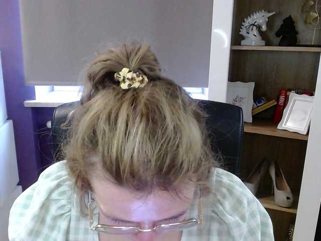 soft-zoey's BongaCams show and profile