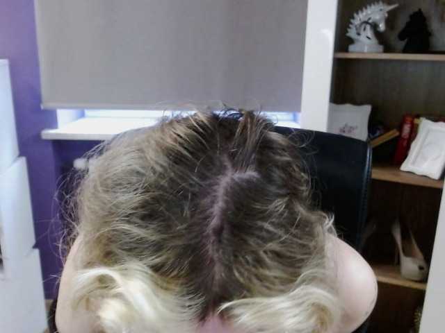 soft-zoey's BongaCams show and profile