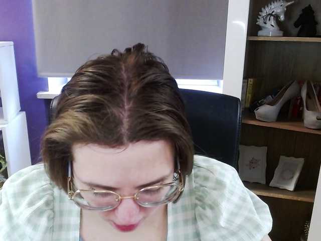 soft-zoey's BongaCams show and profile