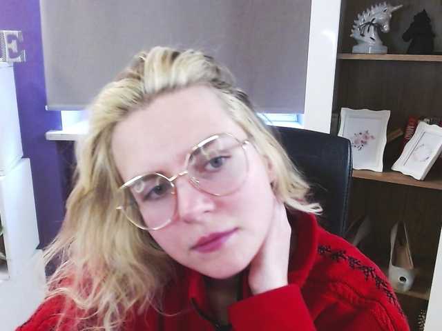 soft-zoey from BongaCams