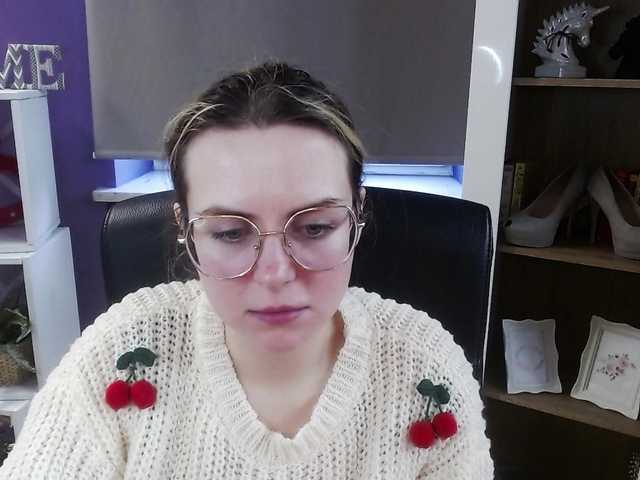 soft-zoey's BongaCams show and profile