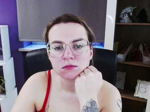 soft-zoey's BongaCams show and profile
