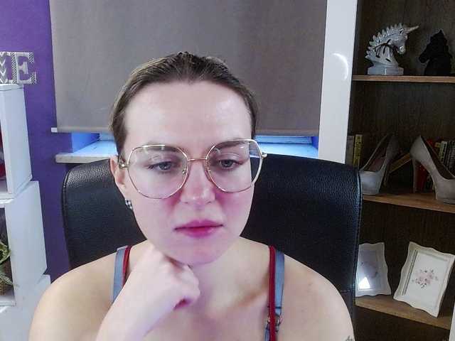 soft-zoey's BongaCams show and profile