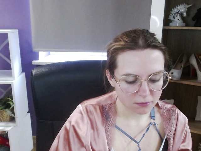 soft-zoey's BongaCams show and profile