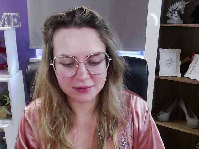 Soft-Zoey webcam