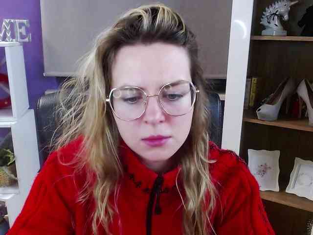 Soft-Zoey webcam