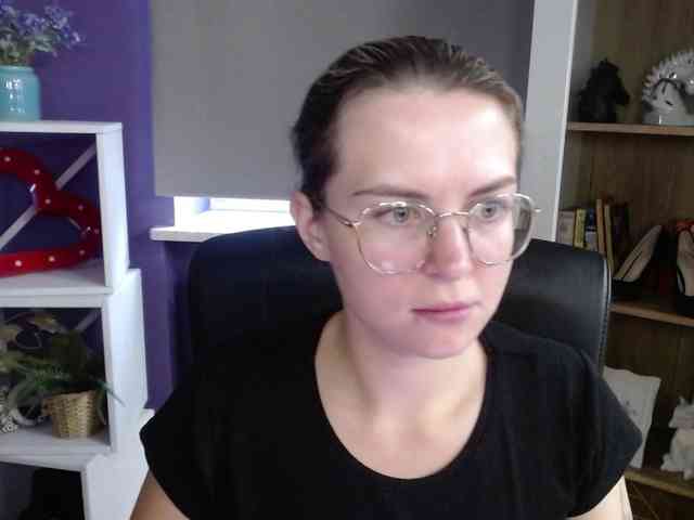 Soft-Zoey webcam