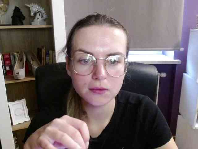 Soft-Zoey webcam