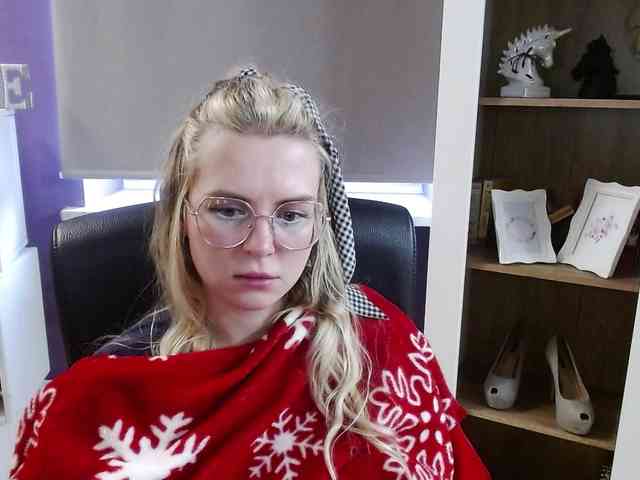 Soft-Zoey webcam