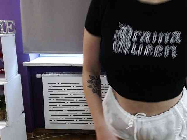 Soft-Zoey webcam