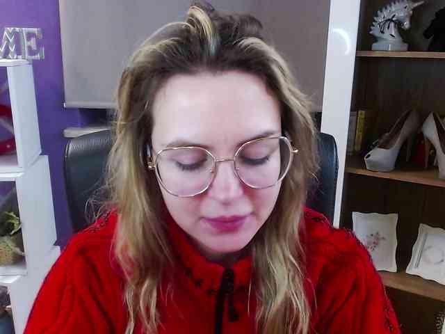 Soft-Zoey webcam