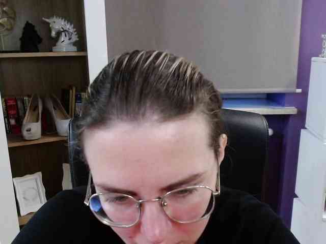 Soft-Zoey webcam