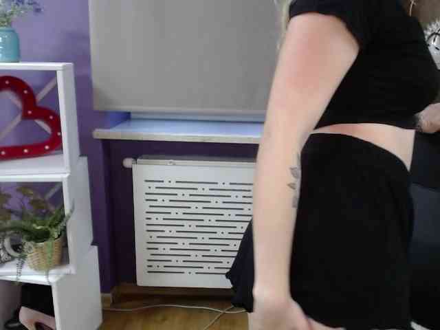 Soft-Zoey webcam