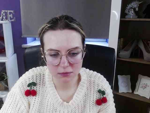 soft-zoey Live Webcam on BongaCams