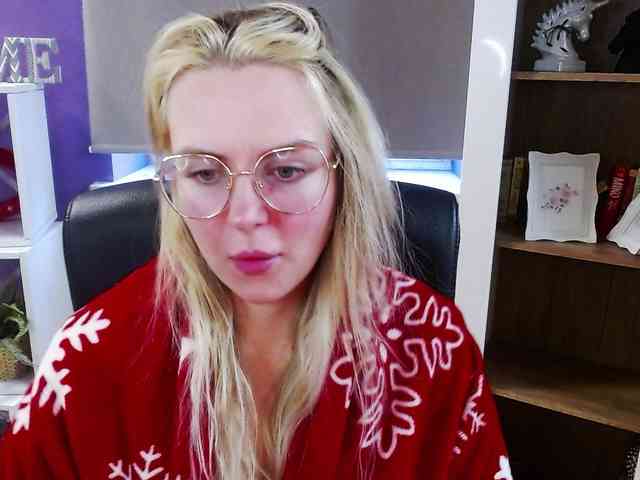 Soft-Zoey webcam