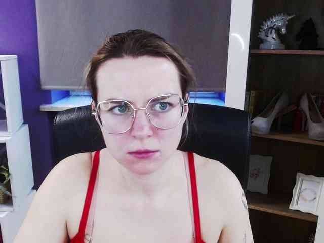 Soft-Zoey webcam