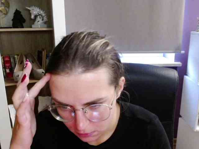 Soft-Zoey webcam