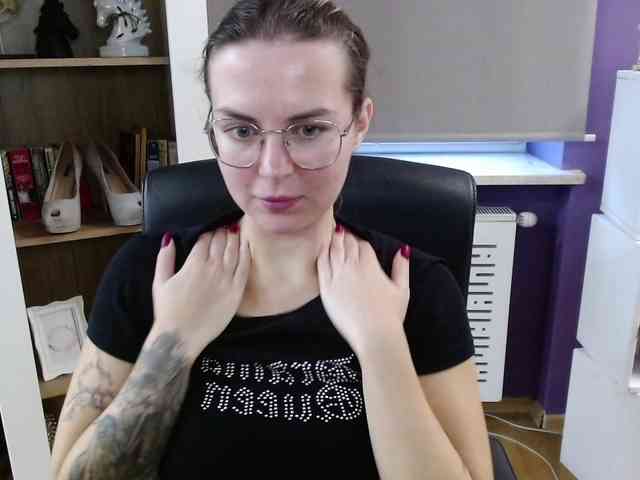 Soft-Zoey webcam