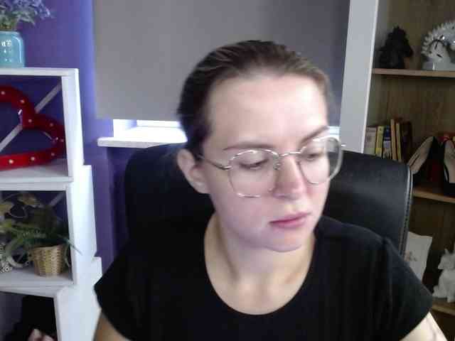 Soft-Zoey webcam