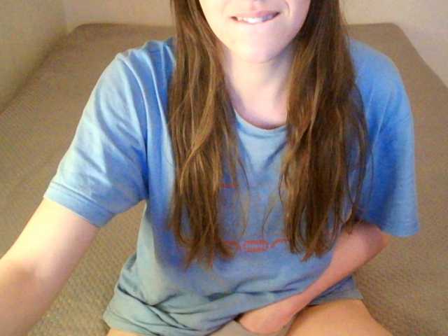 mikkirsan1's BongaCams show and profile