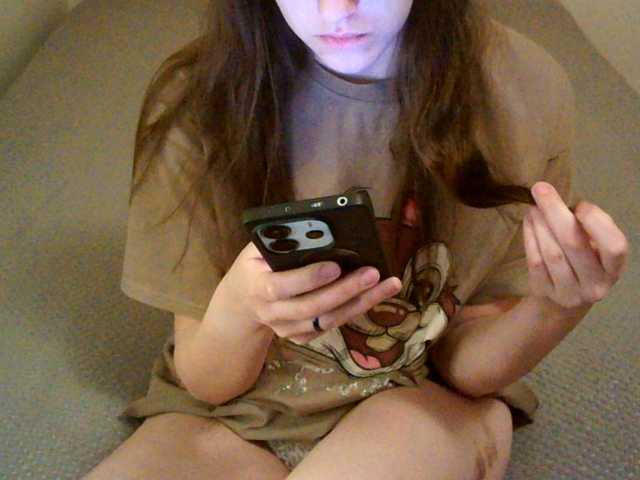 mikkirsan1's BongaCams show and profile