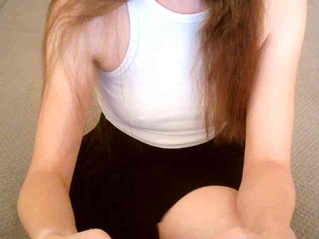 TanaShemow webcam