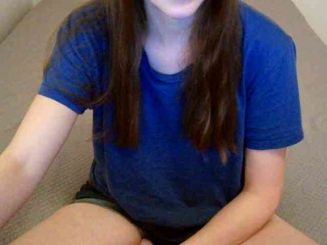 TanaShemow webcam