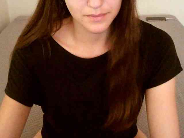 TanaShemow webcam