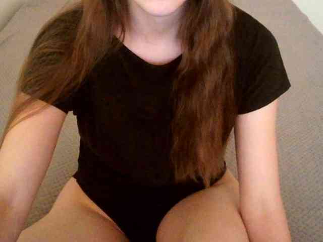 TanaShemow webcam