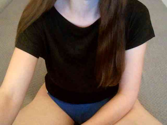 TanaShemow webcam