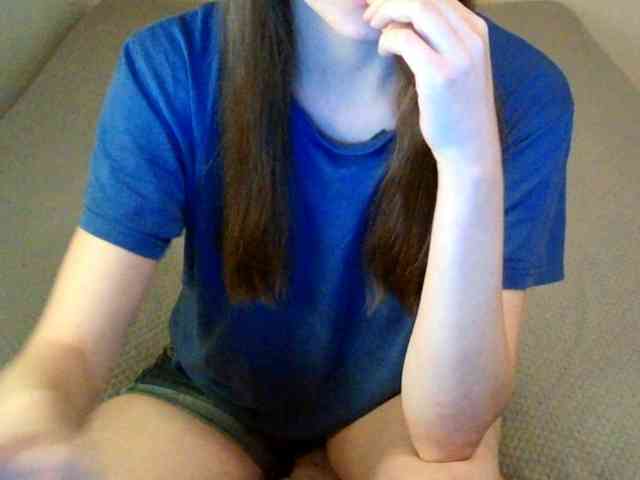 mikkirsan1 Live Webcam on BongaCams