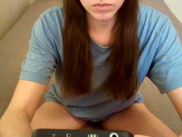 mikkirsan1 Live Webcam on BongaCams