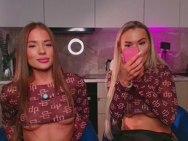 go to chat with AlexisGrays