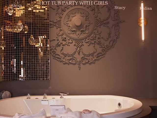 AlexisGrays's BongaCams show and profile