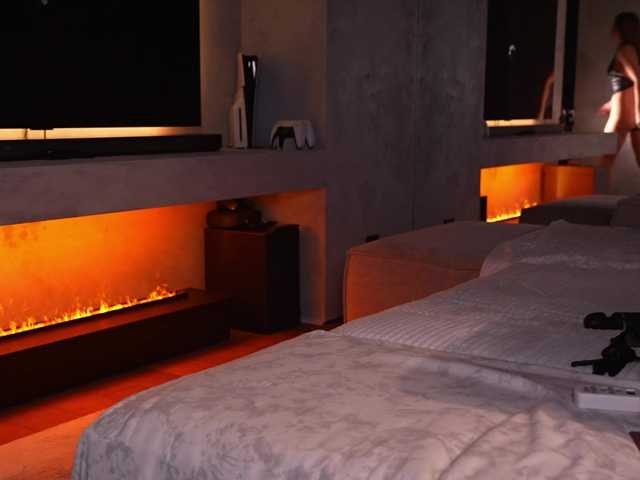 AlexisGrays Nude Live Sex Shows