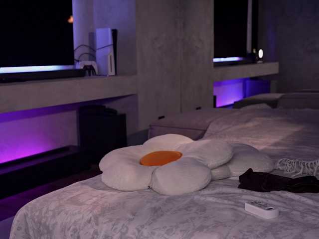 AlexisGrays's BongaCams profile