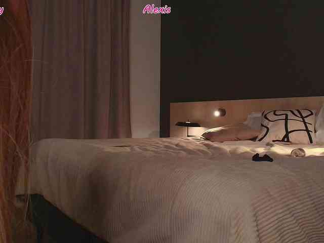 adult cam xxx AlexisGrays
