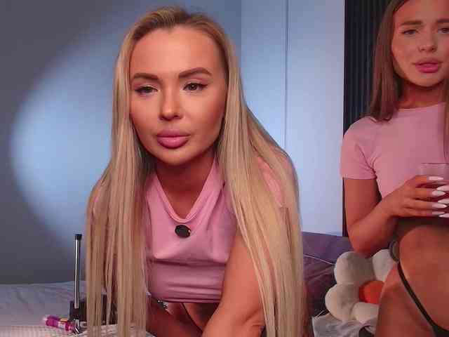 AlexisGrays webcam