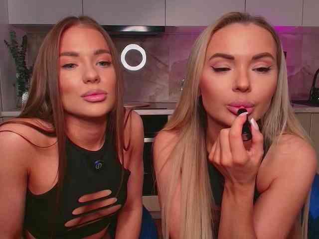 AlexisGrays webcam