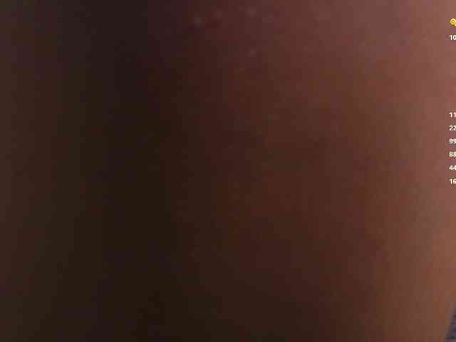 AlexisGrays webcam