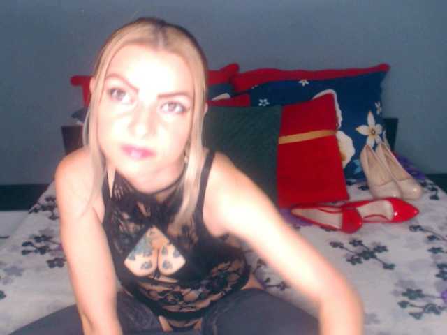 hotdirtyalice's BongaCams show and profile