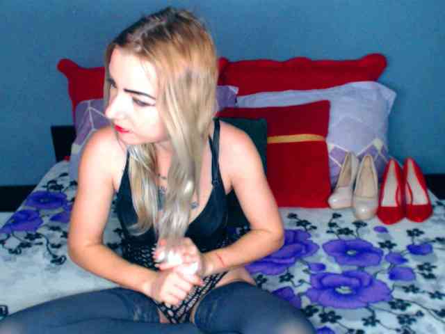 katyloveDirty webcam