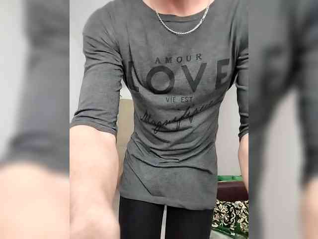 Gosha198105 Live Webcam on BongaCams