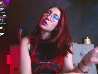 Red-moonn Porn Show